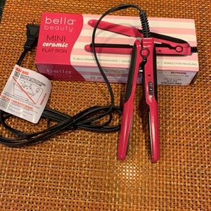 How many ceramic flat iron by Bella